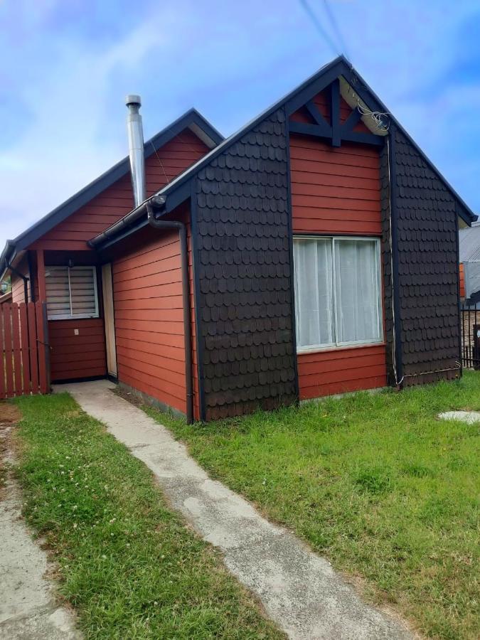 Acogedora Casa En Casa de férias Castro